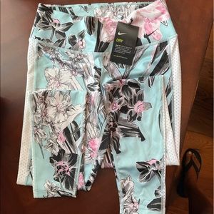 NWT Nike Floral Tights